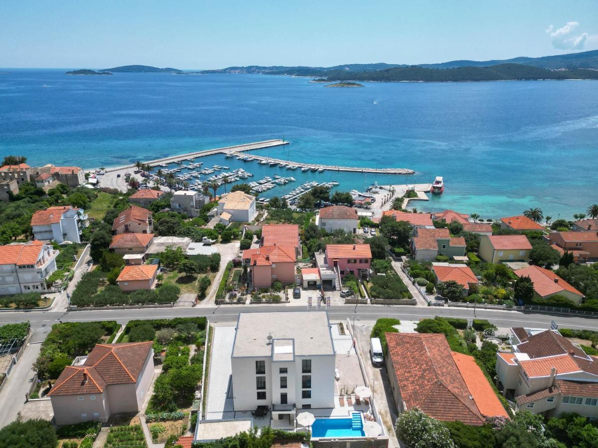 Sunny Day Luxury Holiday Apartments Оребич Екстер'єр фото