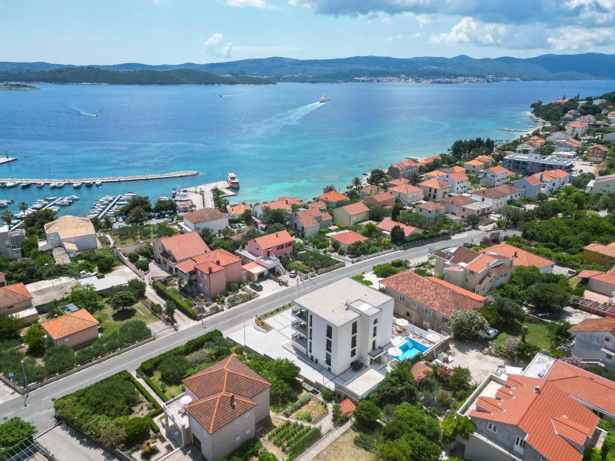 Sunny Day Luxury Holiday Apartments Оребич Екстер'єр фото
