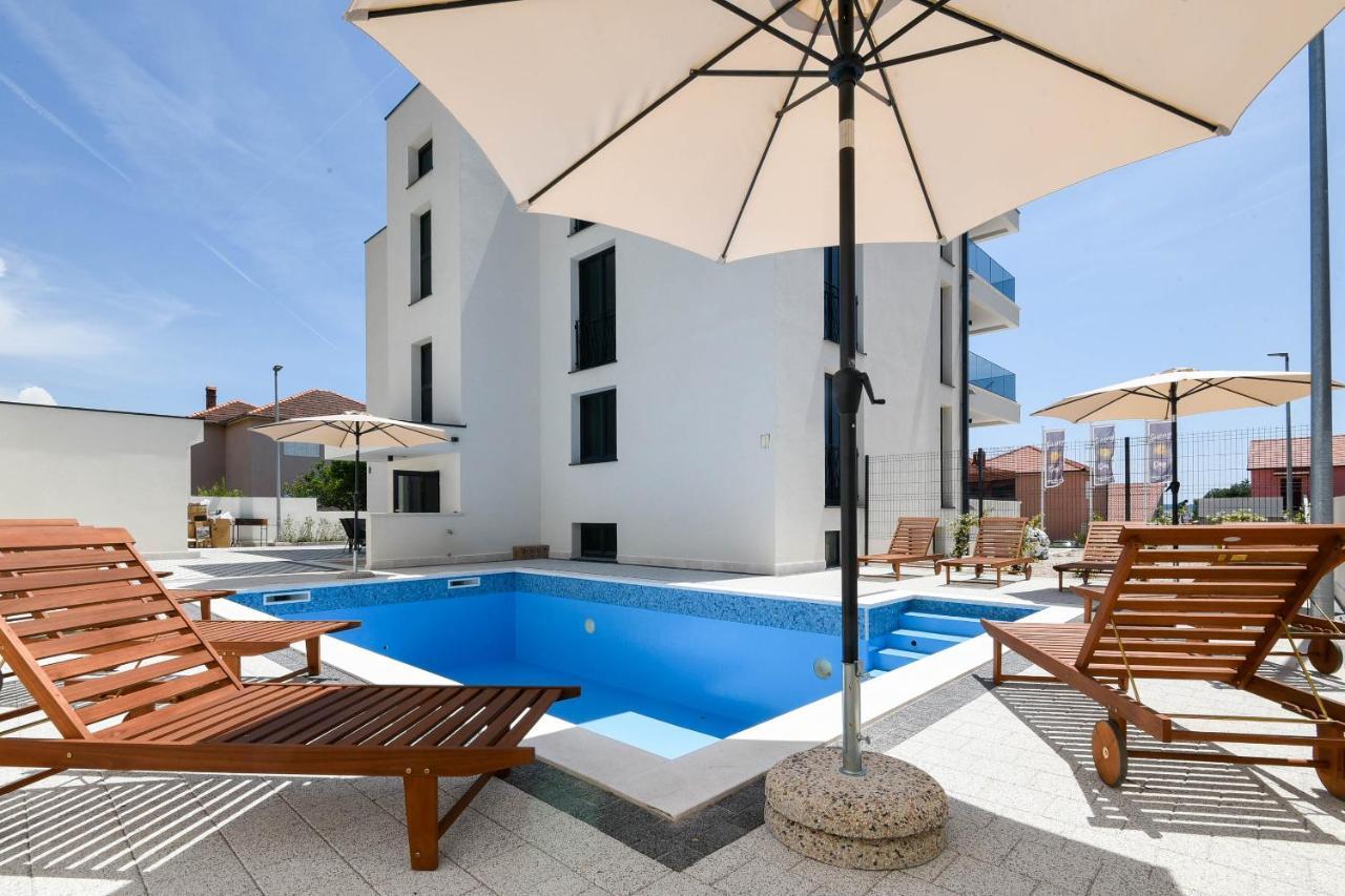 Sunny Day Luxury Holiday Apartments Оребич Екстер'єр фото