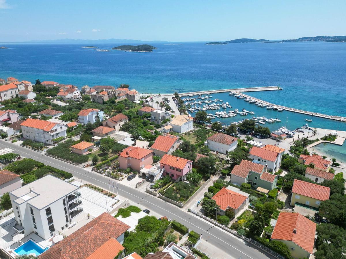 Sunny Day Luxury Holiday Apartments Оребич Екстер'єр фото