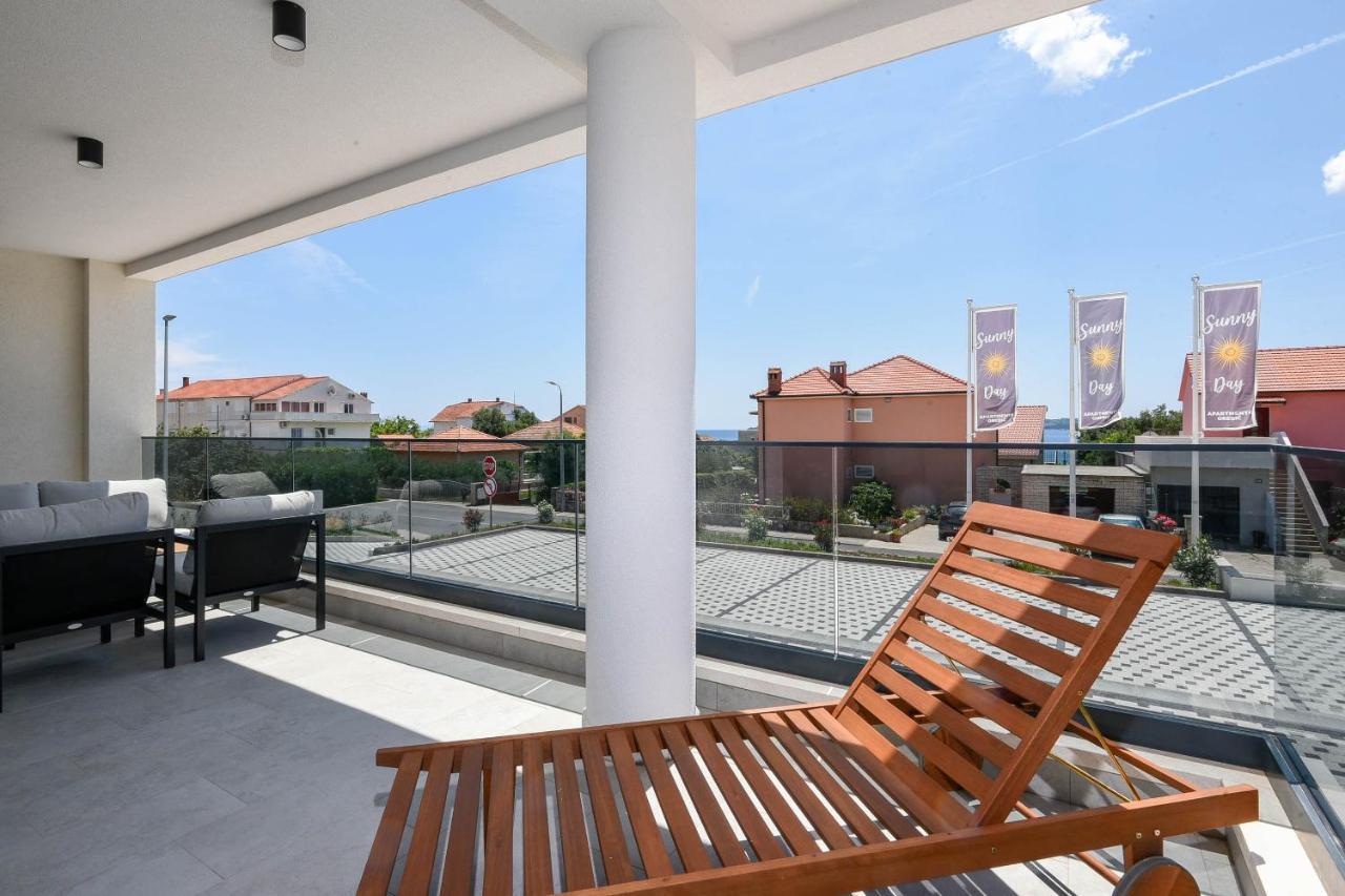 Sunny Day Luxury Holiday Apartments Оребич Екстер'єр фото