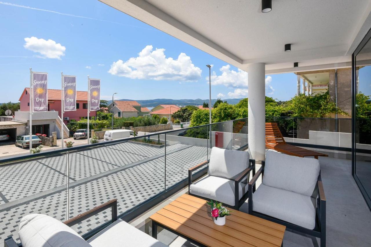 Sunny Day Luxury Holiday Apartments Оребич Екстер'єр фото