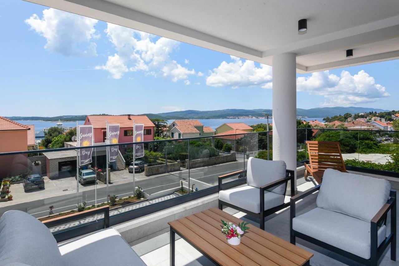 Sunny Day Luxury Holiday Apartments Оребич Екстер'єр фото