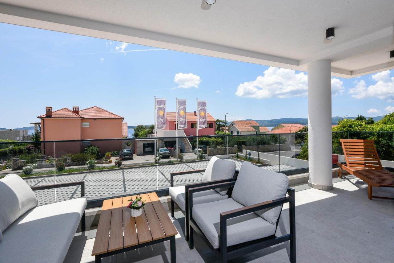 Sunny Day Luxury Holiday Apartments Оребич Екстер'єр фото