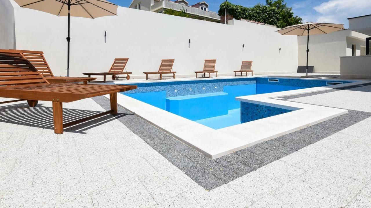 Sunny Day Luxury Holiday Apartments Оребич Екстер'єр фото