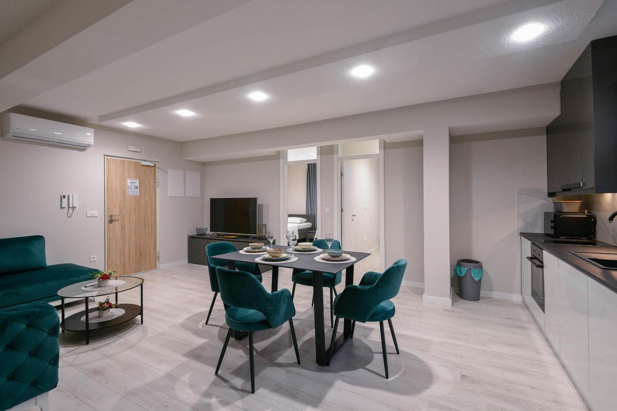 Sunny Day Luxury Holiday Apartments Оребич Екстер'єр фото