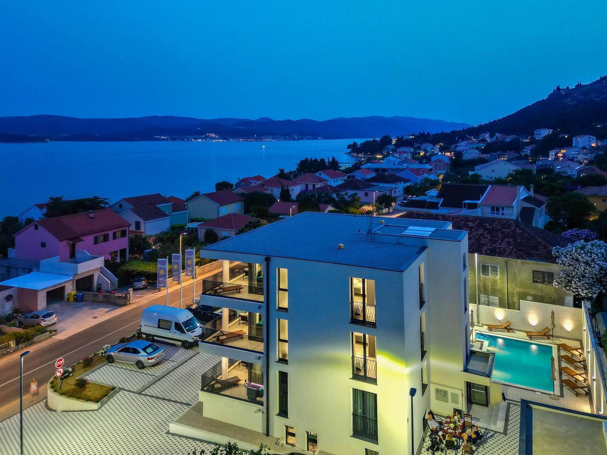 Sunny Day Luxury Holiday Apartments Оребич Екстер'єр фото